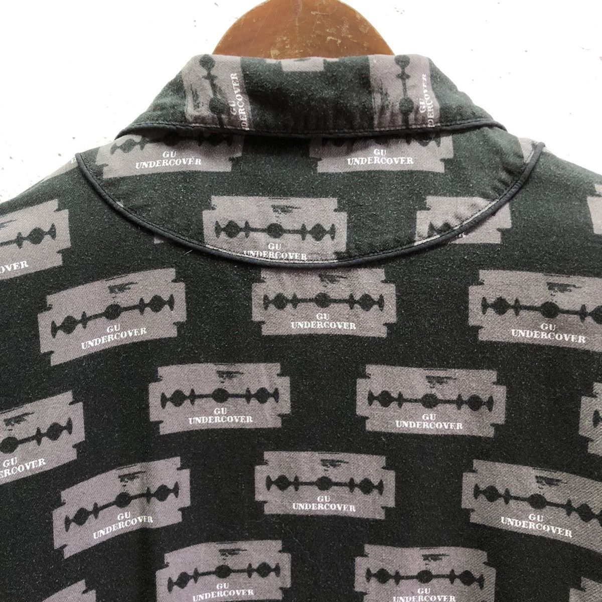 GU × Undercover GU x UNDERCOVER nightgown shirt Size US M / EU 48-50 / 2 - 9 Thumbnail