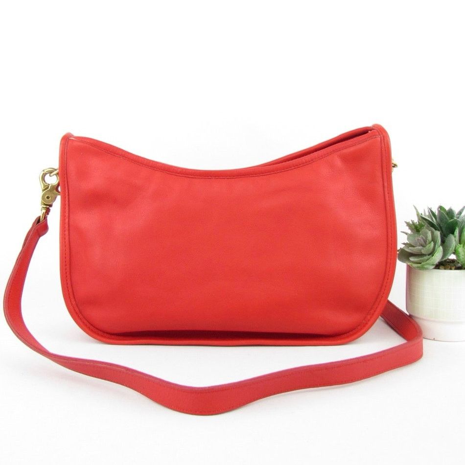 Coach Coach Vintage Red Leather Swinger Bag Size ONE SIZE - 1 Thumbnail