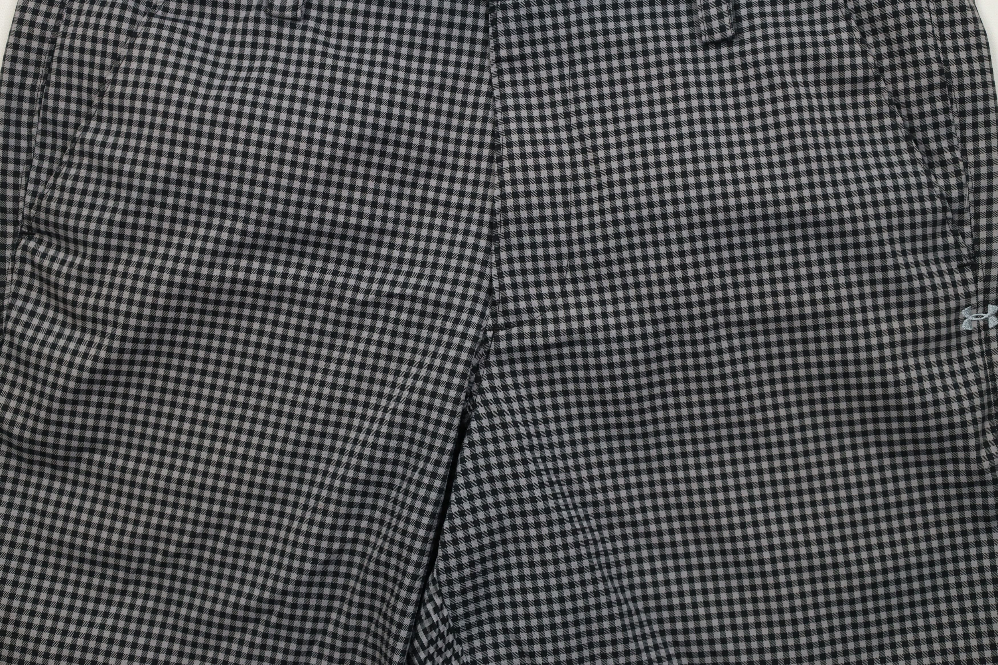 Under Armour Under Armour Golfing Golf Chino Shorts Gray Gingham Plaid Size US 34 / EU 50 - 3 Thumbnail