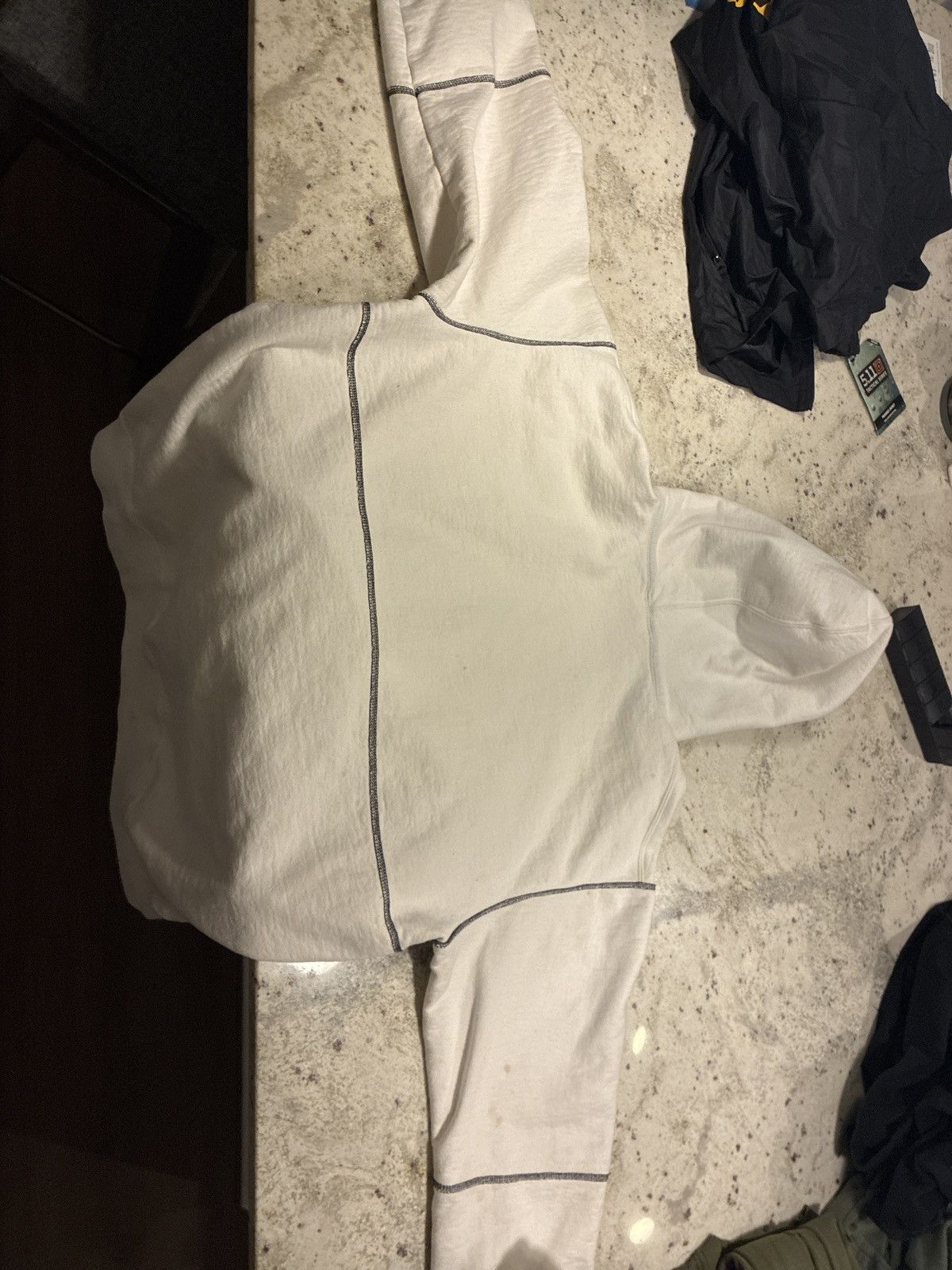 Supreme White supreme hoodie Size US M / EU 48-50 / 2 - 1 Thumbnail