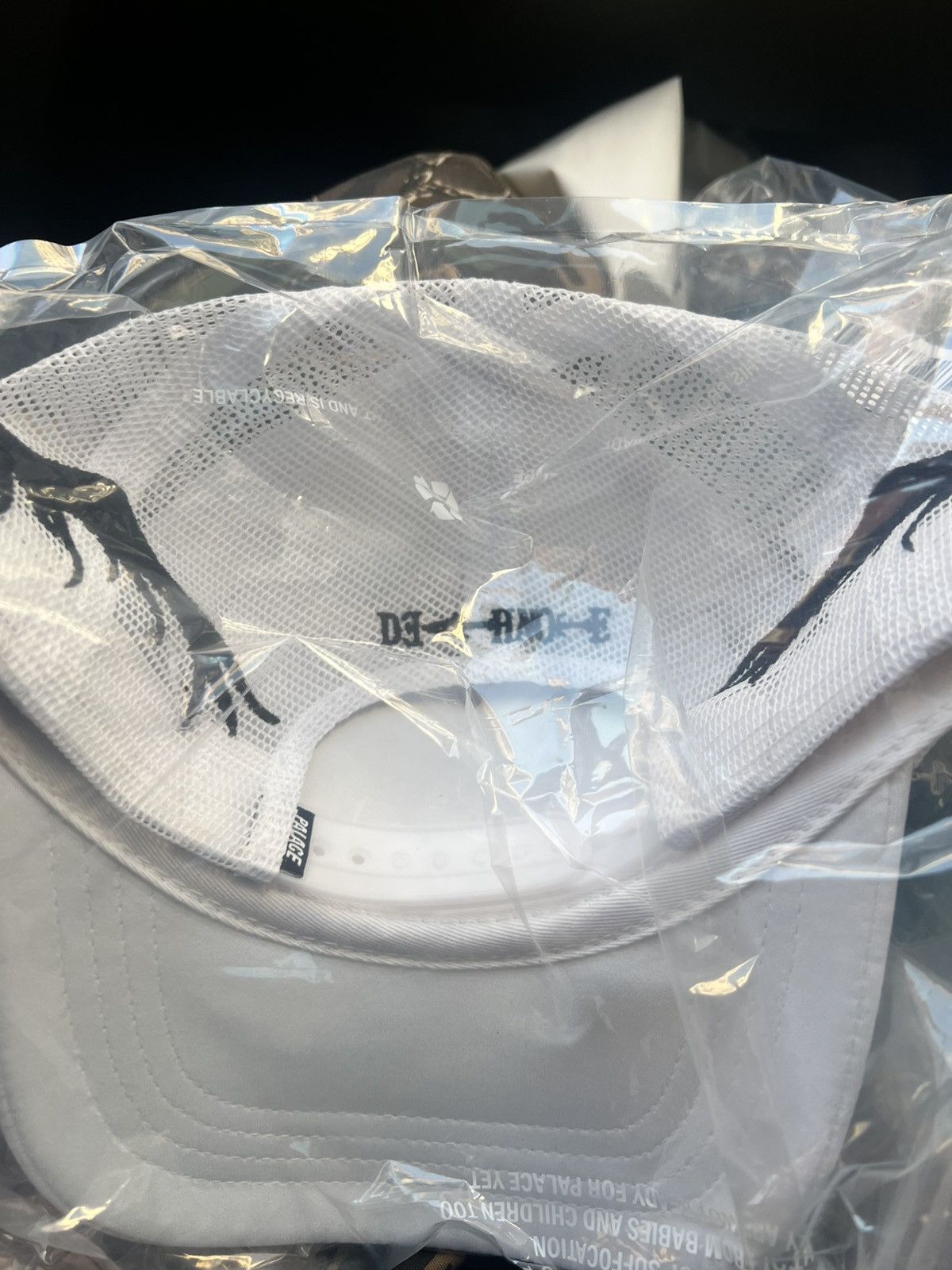 Palace × Vintage Palace Death Note Trucker Hat White Size ONE SIZE - 7 Thumbnail