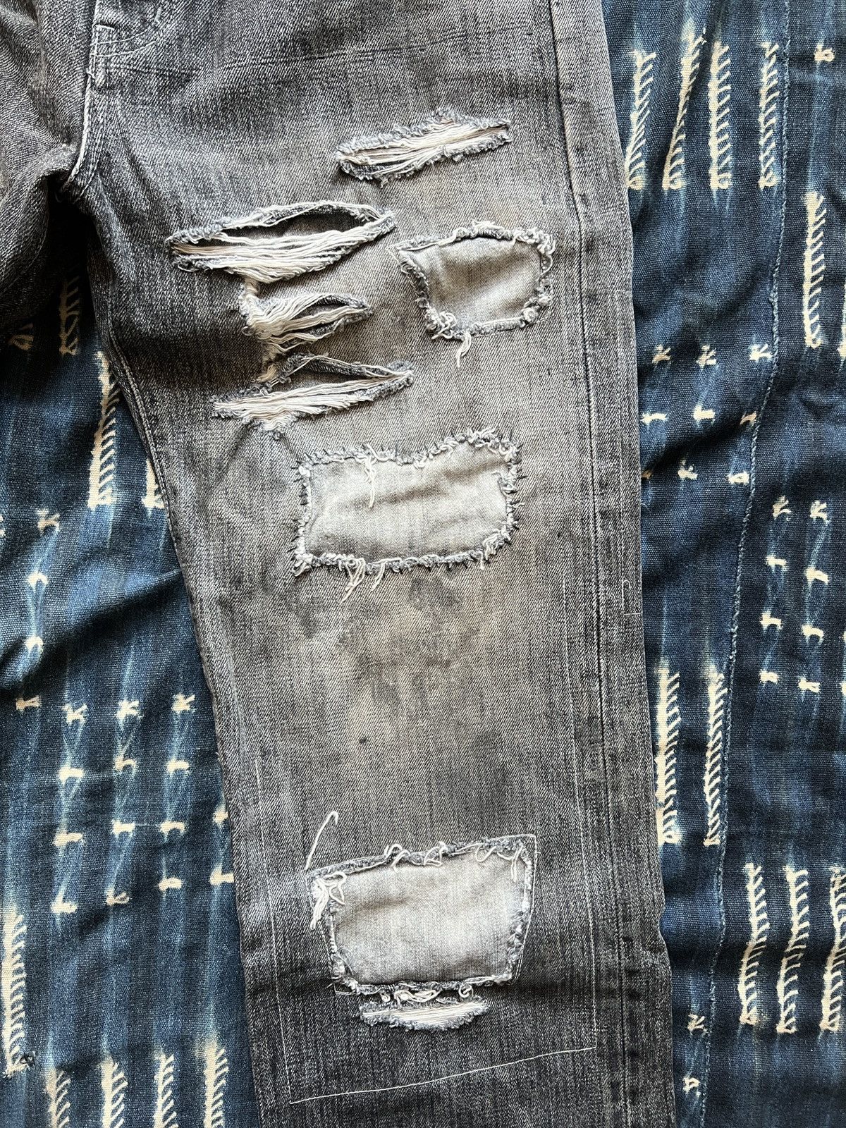 Neighborhood Neighborhood Archive AW14 Destroyed Selvedge Denim Jeans Size US 32 / EU 48 - 5 Thumbnail