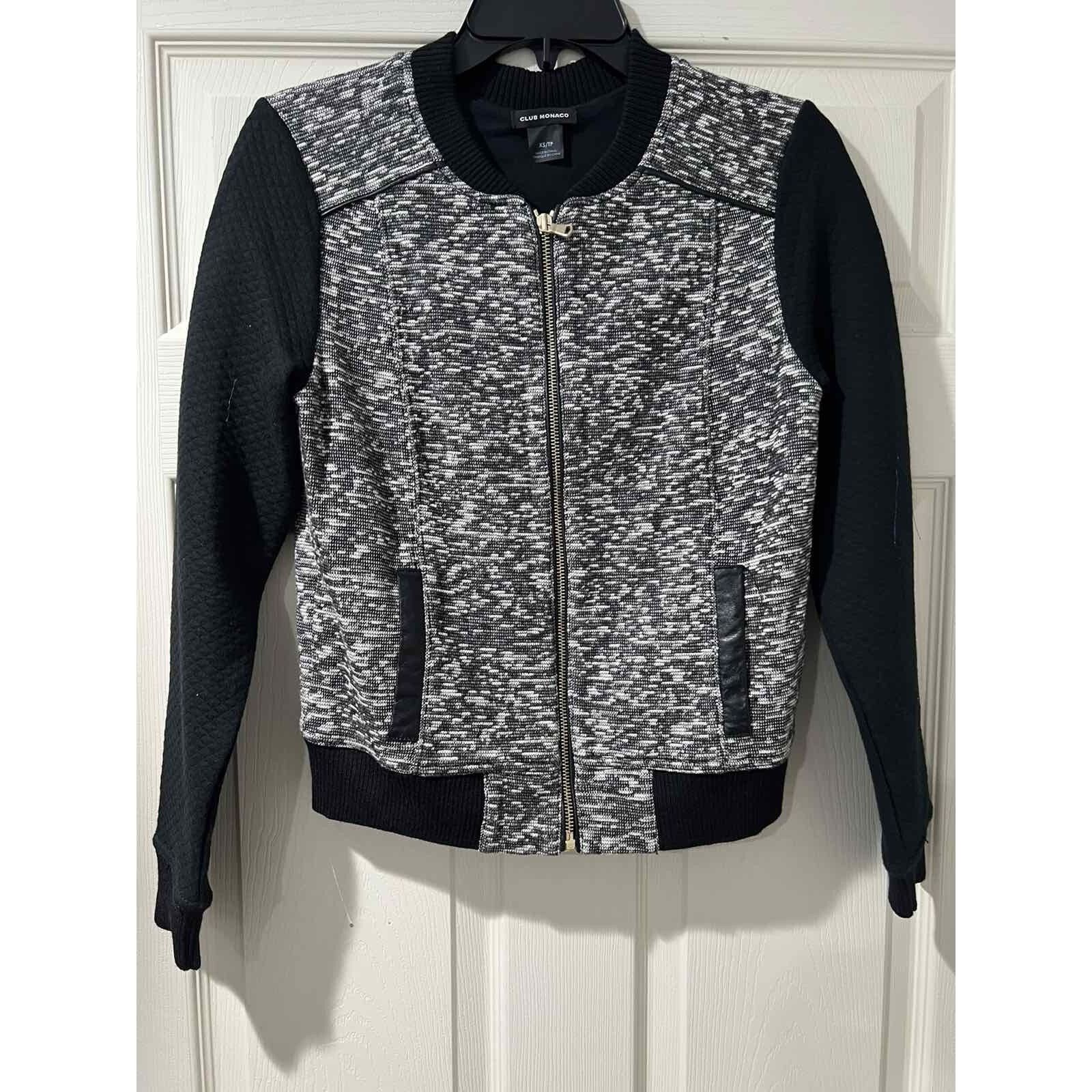 Club Monaco Club Monaco Wool Knit Bomber Jacket Zip Front XS A001623 Size XS / US 0-2 / IT 36-38 - 2 Thumbnail