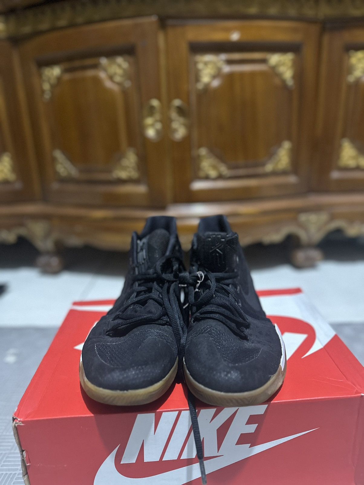 Nike Kyrie 3 Black MultiColor Size US 9 / EU 42 - 3 Thumbnail