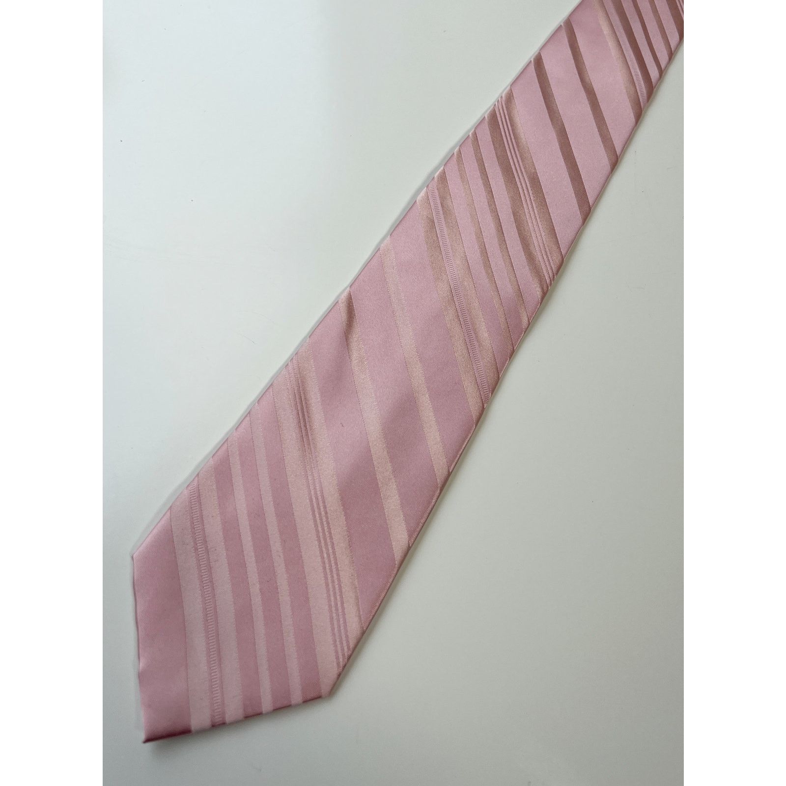 Jones New York Jones New York Men's Pink Striped 100% Silk Necktie Neck Tie Size ONE SIZE - 6 Thumbnail