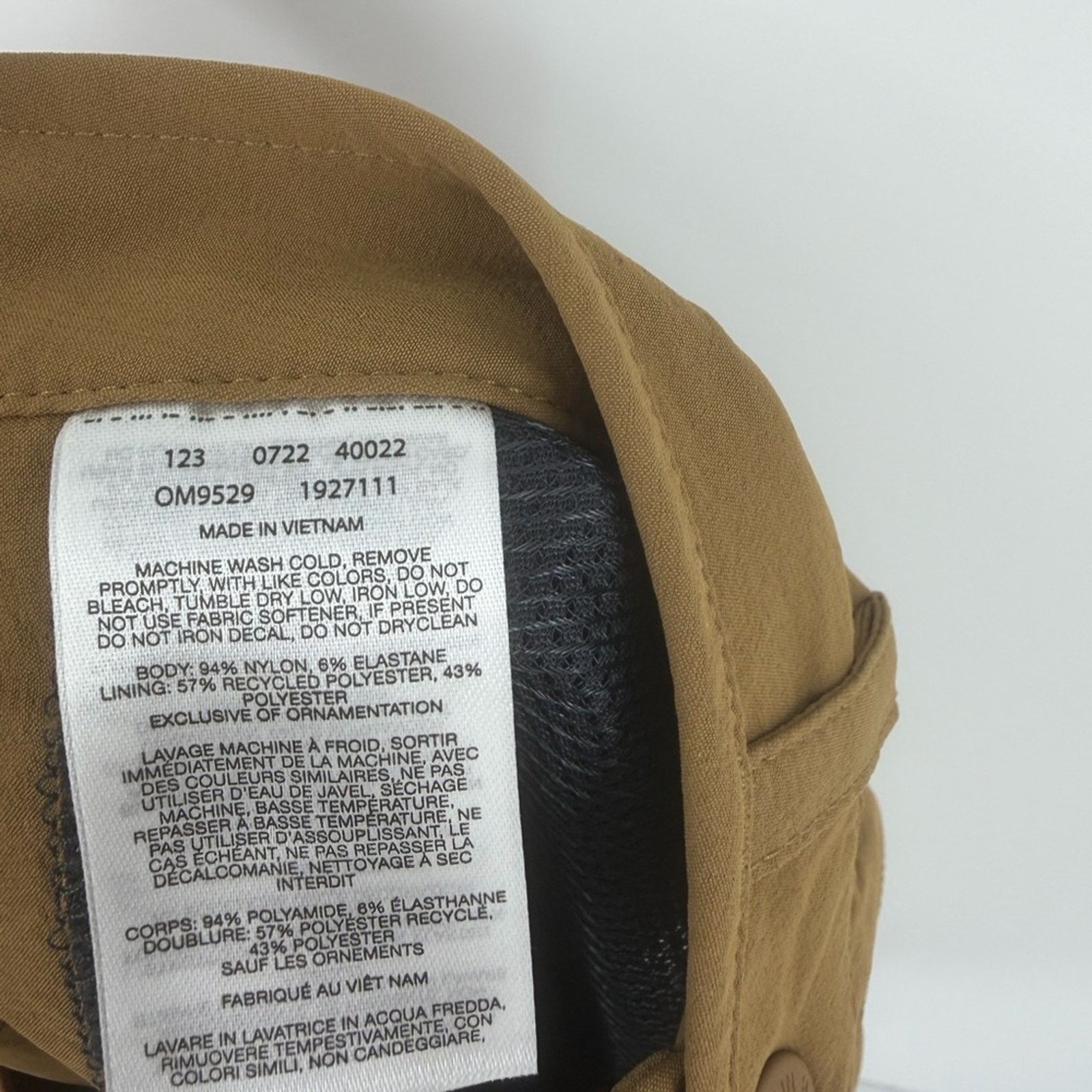 Mountain Hardwear Mountain Hardware men’s long basin trek 6” brown short sz 38 Size US 38 / EU 54 - 3 Thumbnail