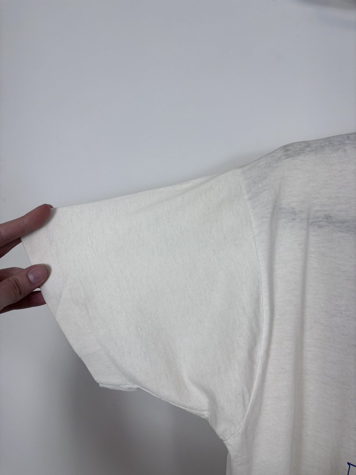 Vintage Vintage 1990s Kim’s Karate USA White Single Stitch T-Shirt Size US L / EU 52-54 / 3 - 9 Thumbnail