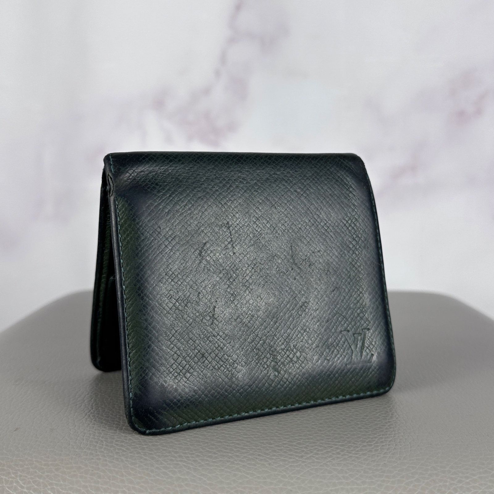 Louis Vuitton Green Leather Bifold Wallet Size ONE SIZE - 1 Thumbnail
