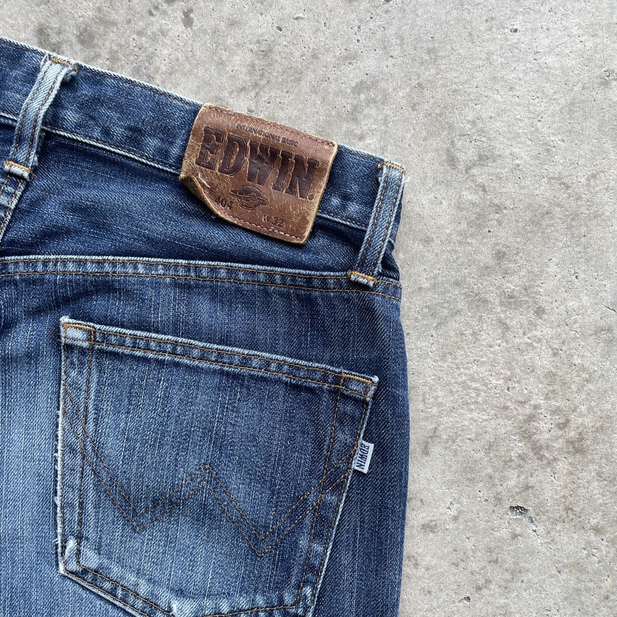 Edwin W31x33.5 Vintage Edwin 404 Denim Faded Pants Jeans Size US 31 - 9 Thumbnail