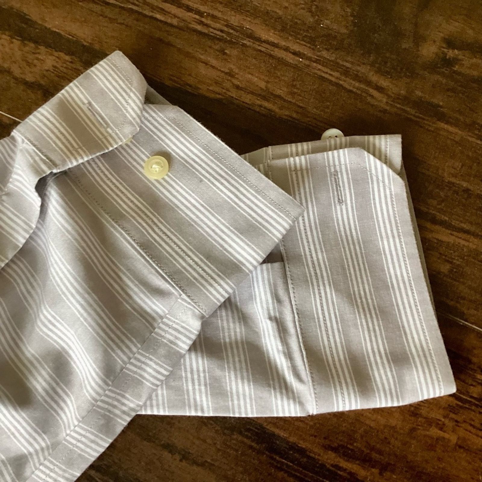 Banana Republic Banana Republic Non Iron Tailored Slim Fit Shirt Size US XL / EU 56 / 4 - 5 Thumbnail