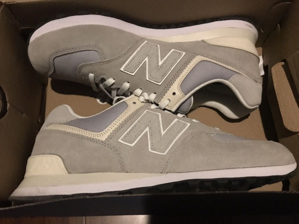 New Balance New Balance ML574RD2 sneakers Size US 11 / EU 44 - 1 Thumbnail