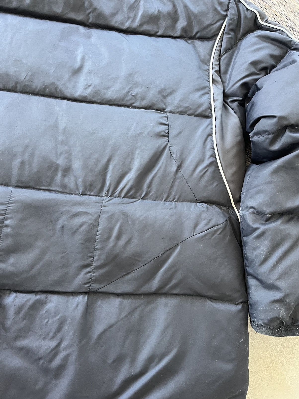 Nike Vintage Nike Puffer Down Jacket Black Small Logo Outdoor Y2K Size US L / EU 52-54 / 3 - 17 Thumbnail