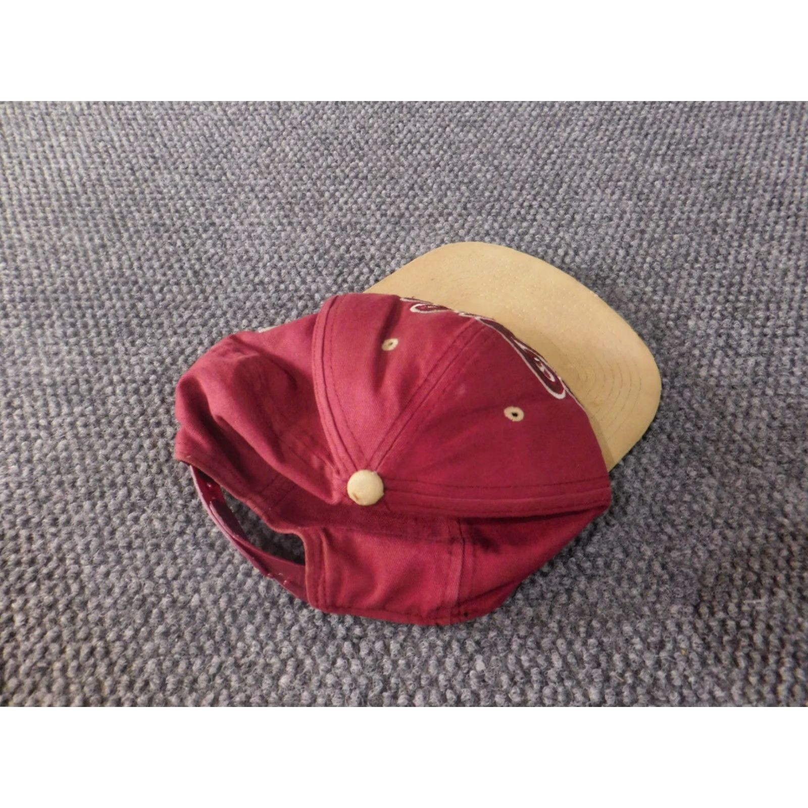 Nike VINTAGE Nike Hat Cap snapback Mens red logo classic Mens One Size Red Nike Hat Snapback Casual Classic 90s? Size ONE SIZE - 5 Thumbnail
