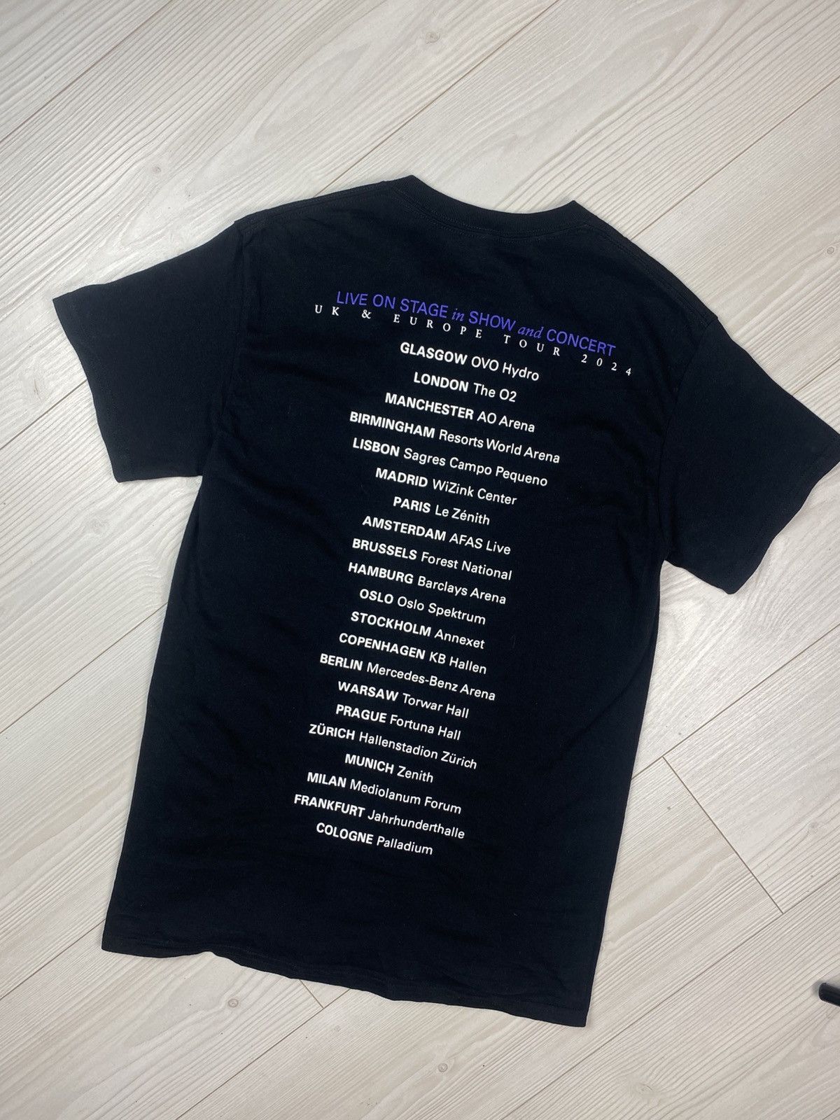 The 1975 The 1975 tour 2024 T-shirt Size US S / EU 44-46 / 1 - 4 Thumbnail