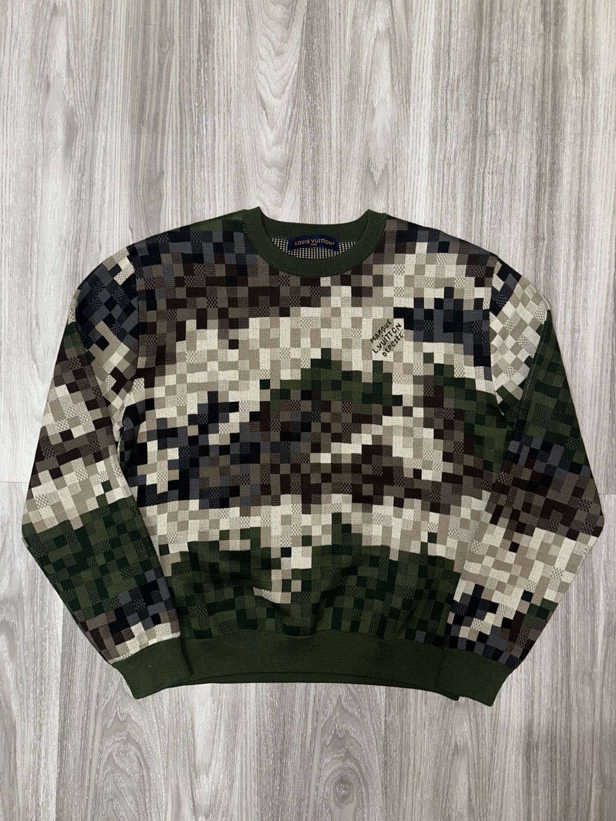 Louis Vuitton SS24 Louis Vuitton by Pharell Pixelated Sweatshirt Size US M / EU 48-50 / 2 - 1 Thumbnail