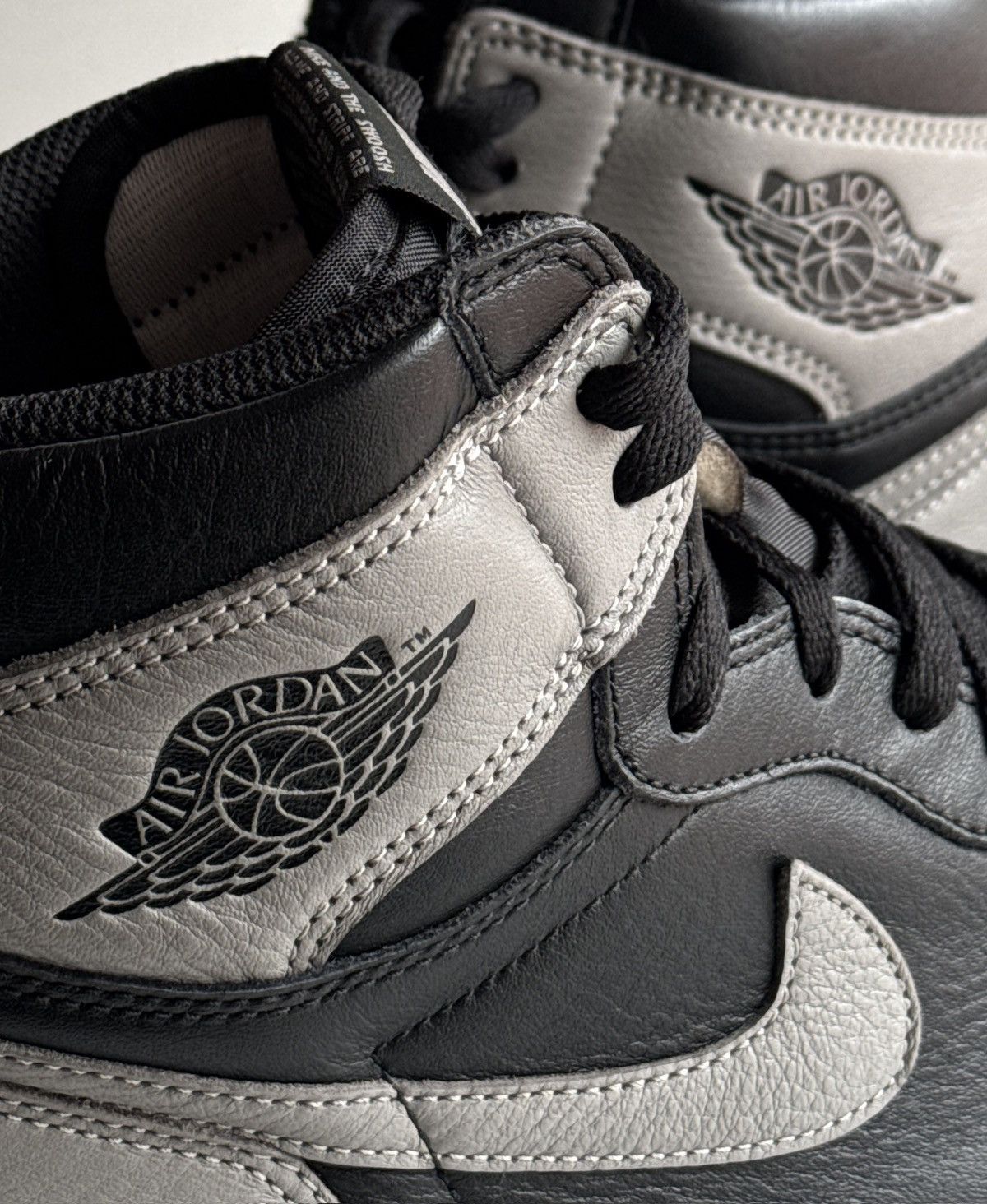 Jordan Brand Air Jordan 1 Retro High OG Shadow (2018) Size US 13 / EU 46 - 10 Thumbnail