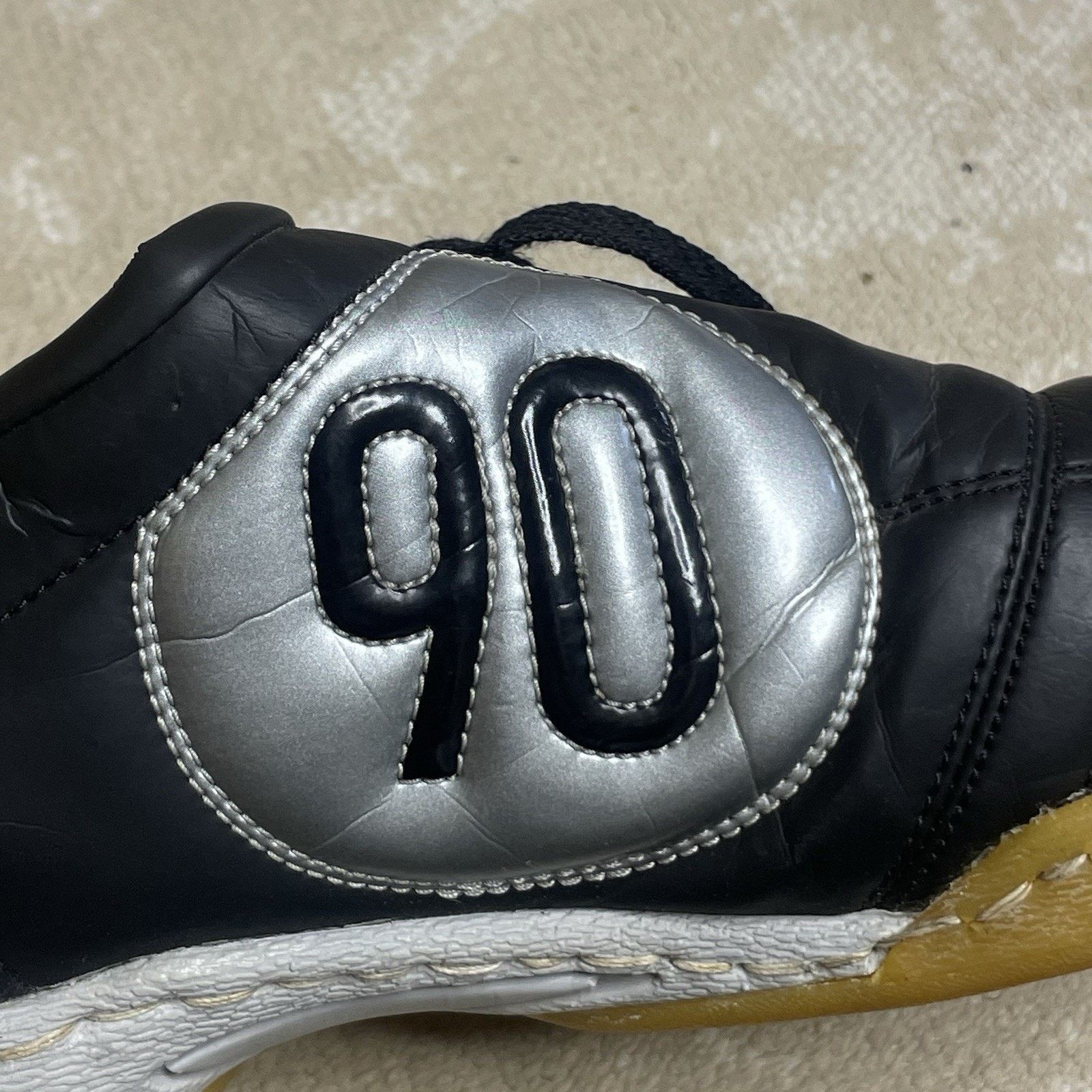 Nike vintage Nike Total 90 lll Indoor Shoes Football Soccer 2004 Size US 12 / EU 45 - 12 Thumbnail