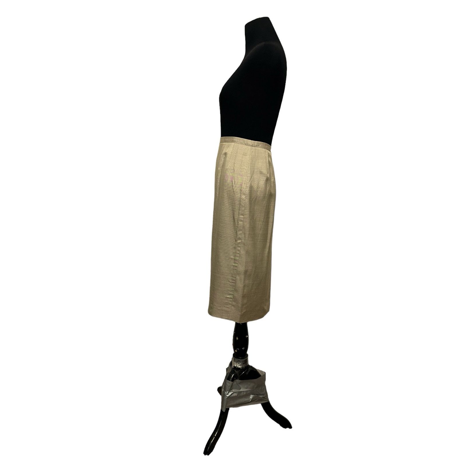 Giorgio Armani Giorgio Armani beige midi pencil skirt size 8 Size 30" / US 8 / IT 44 - 11 Thumbnail