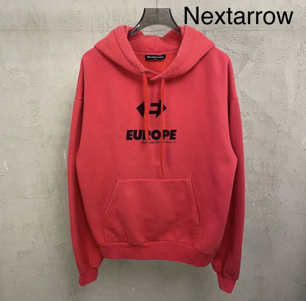 Balenciaga Watermelon Red Chest Slogan Arrow Hoodie 2412-