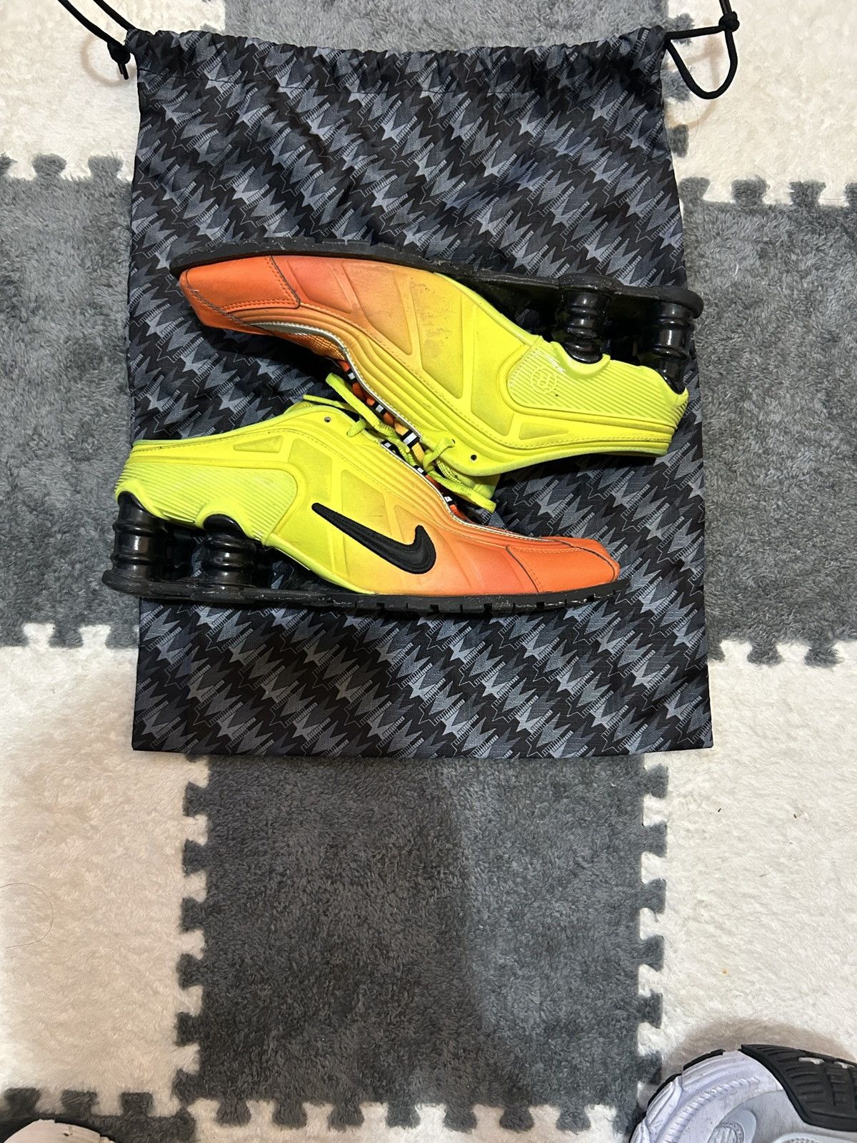 Martine Rose nike shox mr4 Size US 7.5 / EU 40-41 - 1 Thumbnail