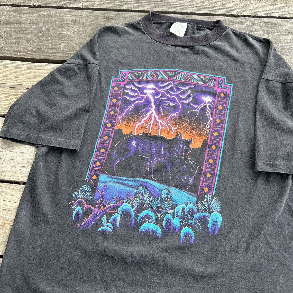 Vintage Vintage 90s Wolf Nature Lightning Boxy Fit Faded T Shirt Size US XL / EU 56 / 4 - 2 Thumbnail
