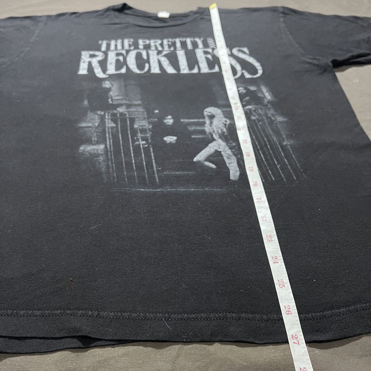 Band Tees Vintage Y2K The Pretty Reckless Promo Tee L Alternative rock Size US L / EU 52-54 / 3 - 6 Thumbnail