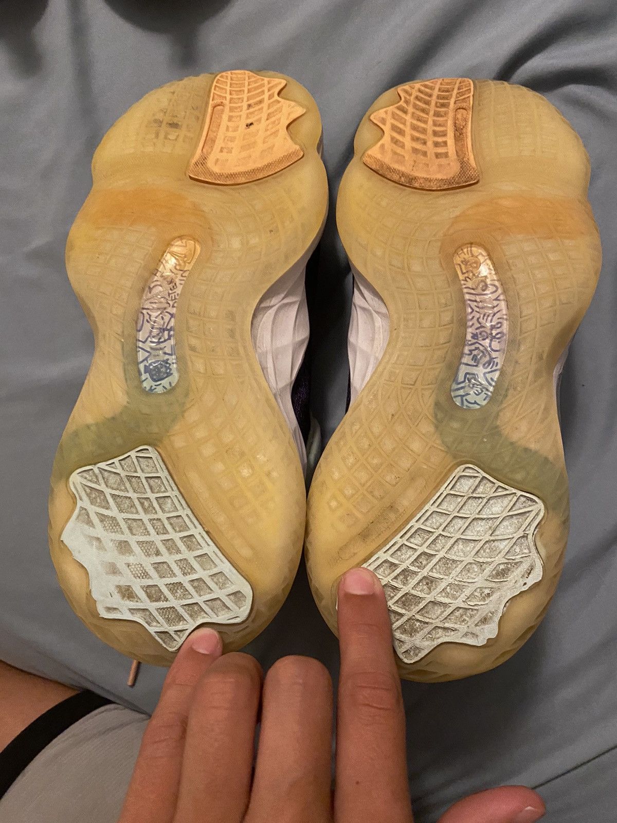 Adidas D.O.N basketball shoe Size US 7 / EU 40 - 14 Thumbnail