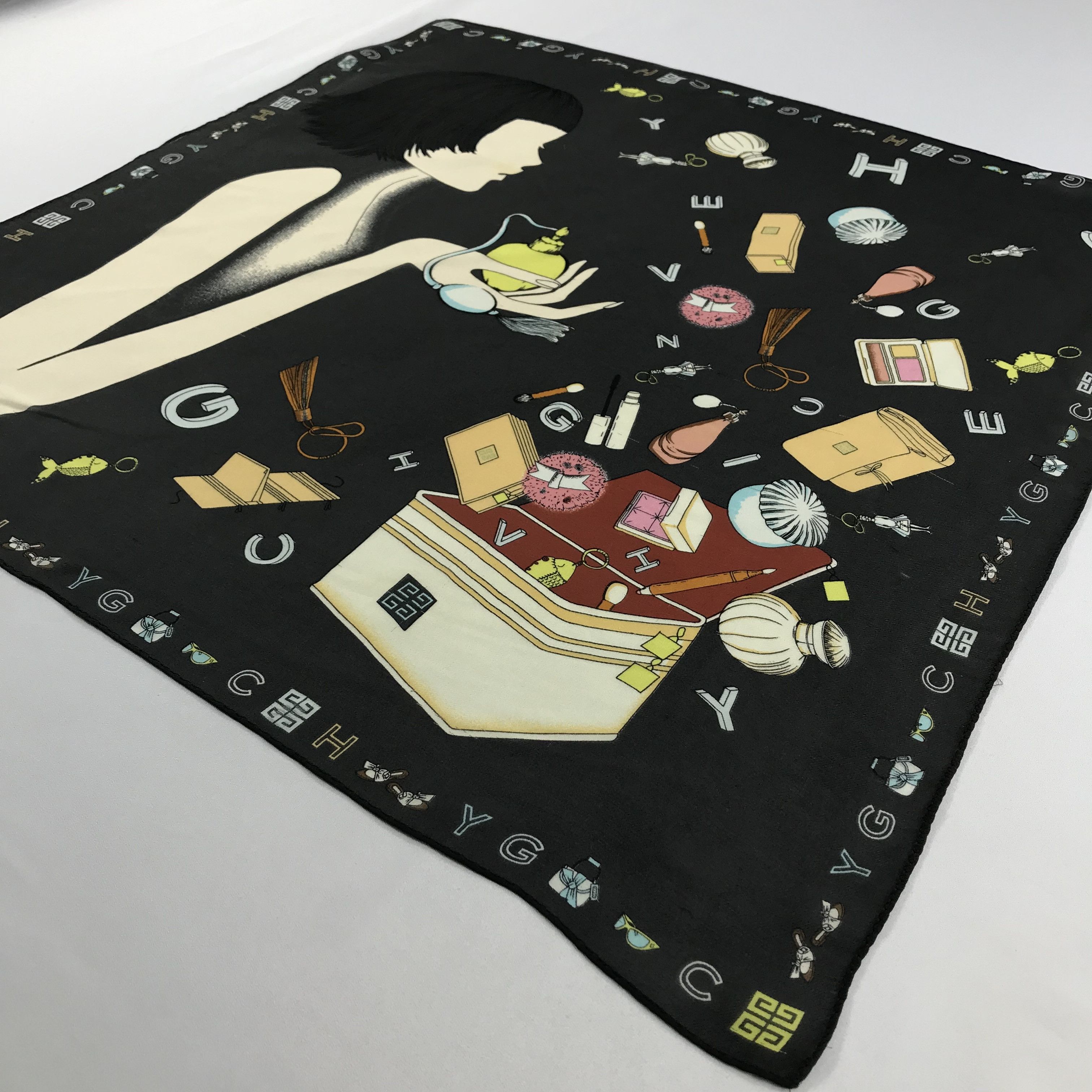 Vintage Givenchy Bandana / Handkerchief / Neckerchief - S2189 Size ONE SIZE - 2 Thumbnail