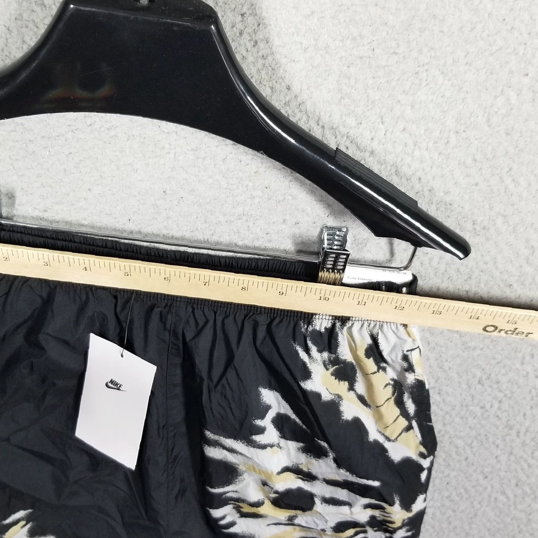 Nike Nike Women's Athletic Woven Shorts XS Black Running Jogging Activewear Sportswear Size 26" / US 2 / IT 38 - 5 Thumbnail