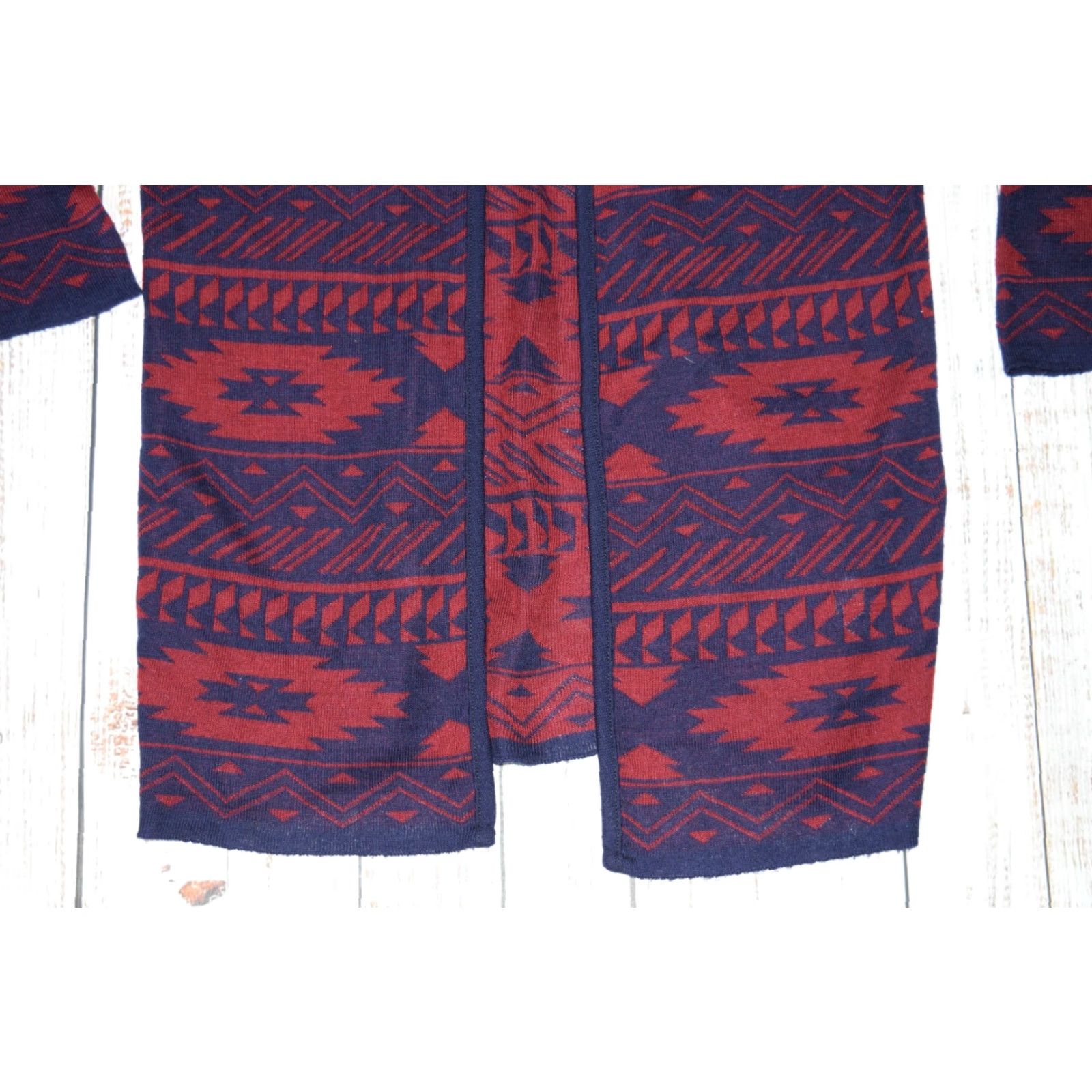 Vintage VINTAGE Cotton Emporium Cardigan Womens Large Red Aztec Geometric Knit Open Front 100% Acrylic Casual Size L / US 10 / IT 46 - 2 Thumbnail