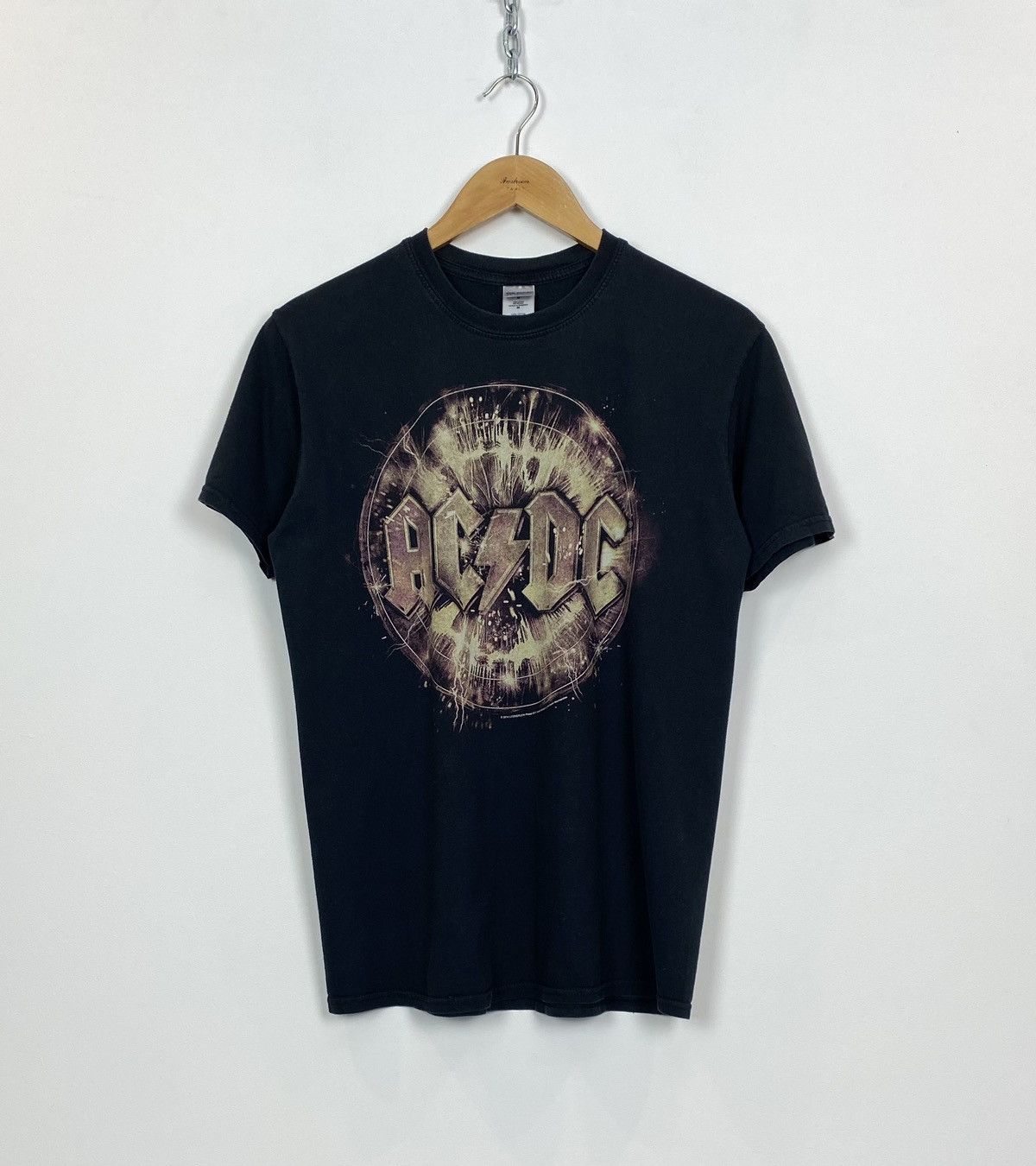 Band Tees AC/DC 2014 Gildan Black Short Sleeve T-Shirt Size Medium Size US M / EU 48-50 / 2 - 1 Thumbnail
