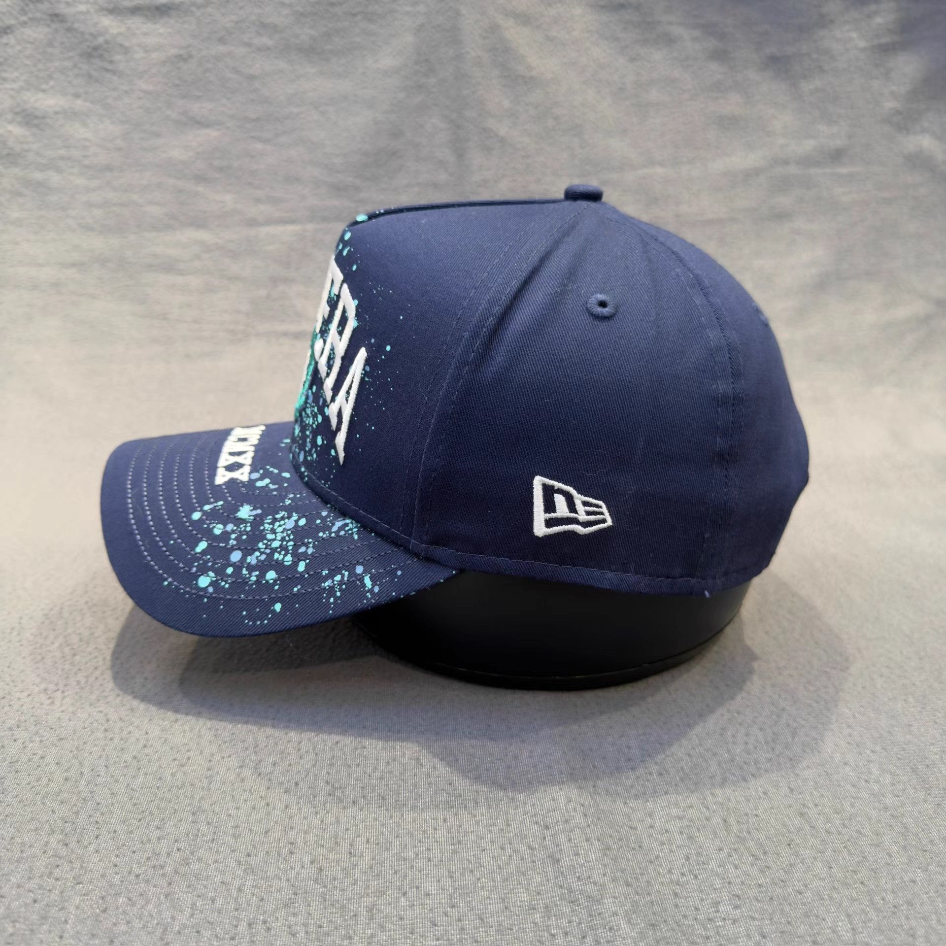 New Era New Era Curved Brim Cap。 Q5 Size ONE SIZE - 4 Thumbnail
