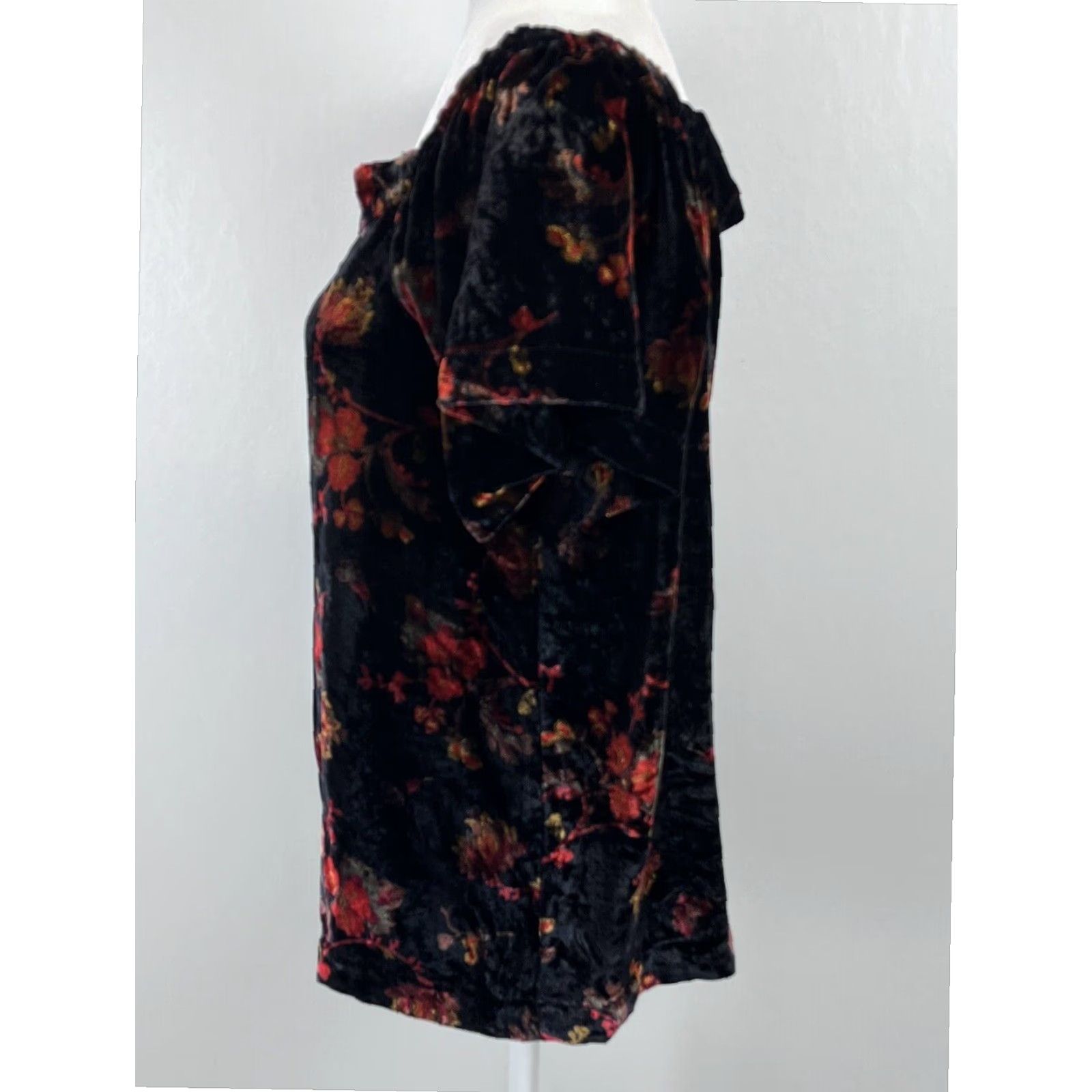 Ann Taylor Ann Taylor LOFT Velvet Floral Off Shoulder Blouse Top Women's Small Multicolor Size S / US 4 / IT 40 - 2 Thumbnail