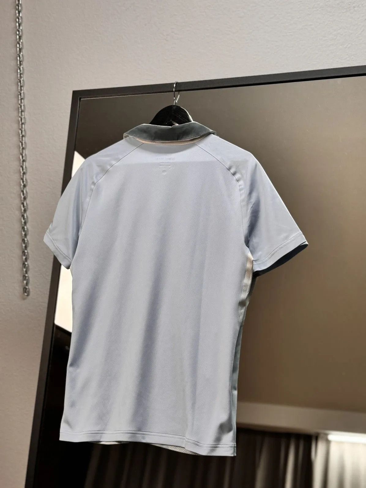 Nike TENNIS COURT 2013 ROGER FEDERER GSTAAD NIKE RF JERSEY Size US L / EU 52-54 / 3 - 12 Thumbnail