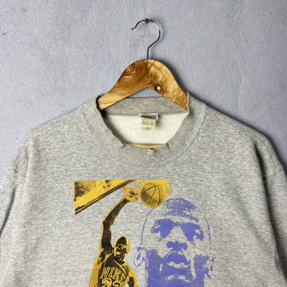 Nike Vintage Nike Michael Jordan Graphic Crewneck Sweatshirt Size US L / EU 52-54 / 3 - 2 Thumbnail