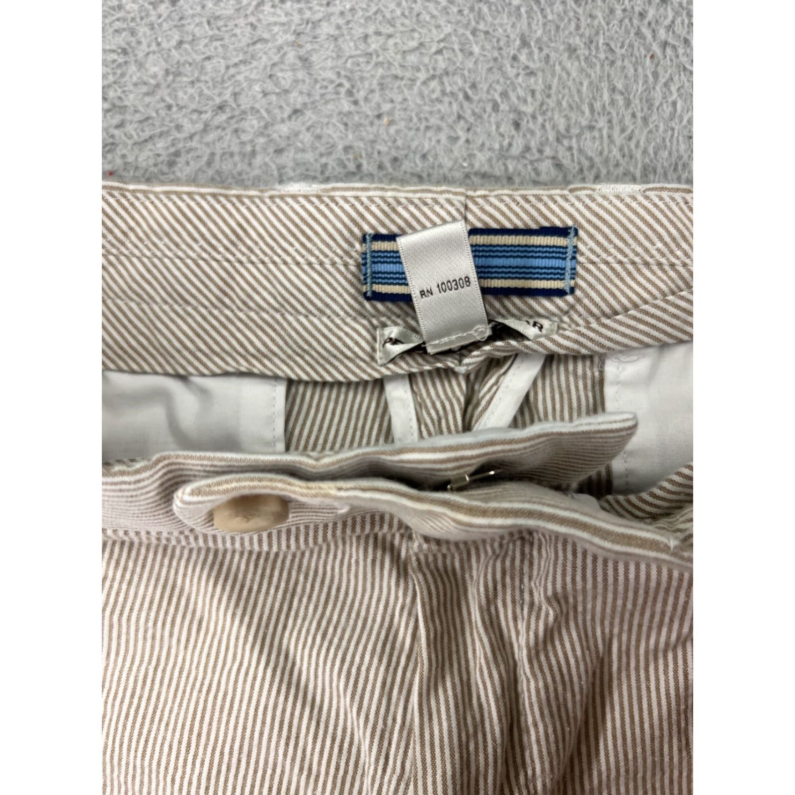 Peter Millar Peter Millar Shorts Mens Beige Striped Chino Golf Knit Stretch 34 Regular Beige Mens Golf Shorts 34 Peter Millar Size US 34 / EU 50 - 3 Thumbnail