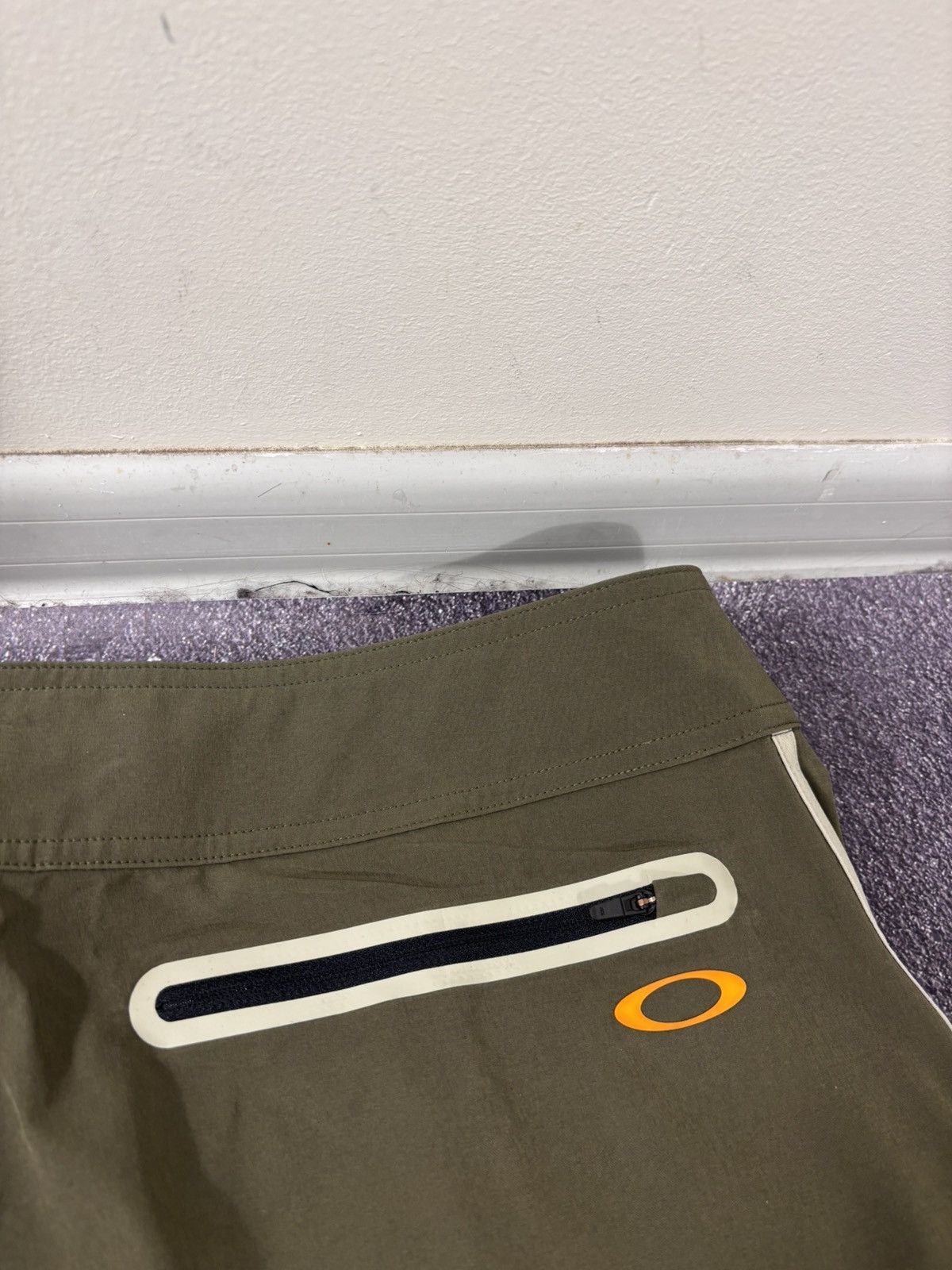 Oakley Oakley Solid Boardshort 18" NWT Men’s Swim Shorts Dark Brush Size US 38 / EU 54 - 19 Thumbnail
