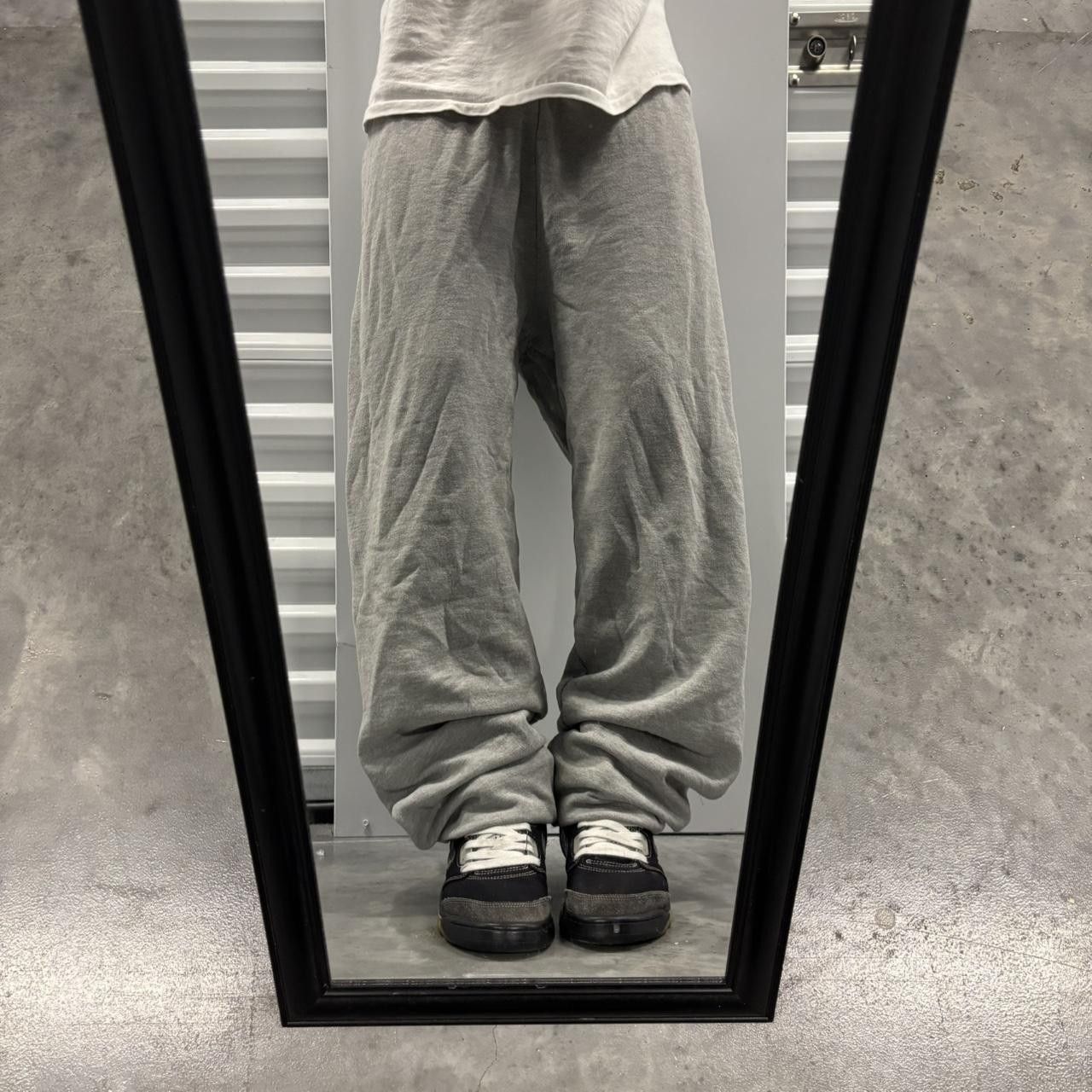 Japanese Brand × Vintage Crazy Vintage Y2K/2000s Light Grey Skater Essential Sweatpants! Size US 34 / EU 50 - 1 Thumbnail