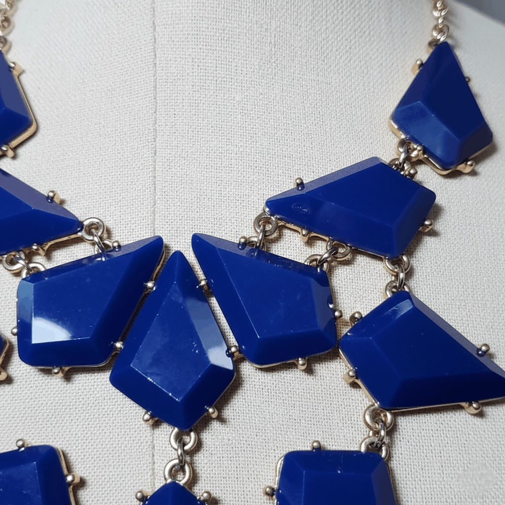 Forever 21 Forever21 17-19" Statement Necklace Blue Plastic Gems Gold Size ONE SIZE - 8 Thumbnail