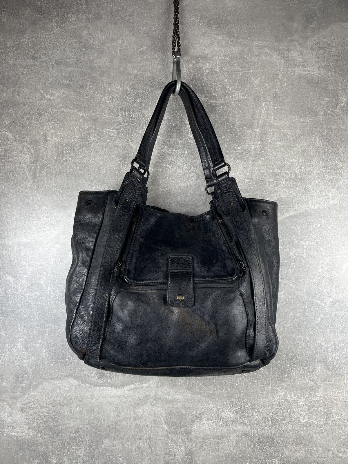Genuine Leather Avant Garde Vintage GlamRock Black Leather Tote Shoulder Bag Size ONE SIZE - 1 Thumbnail