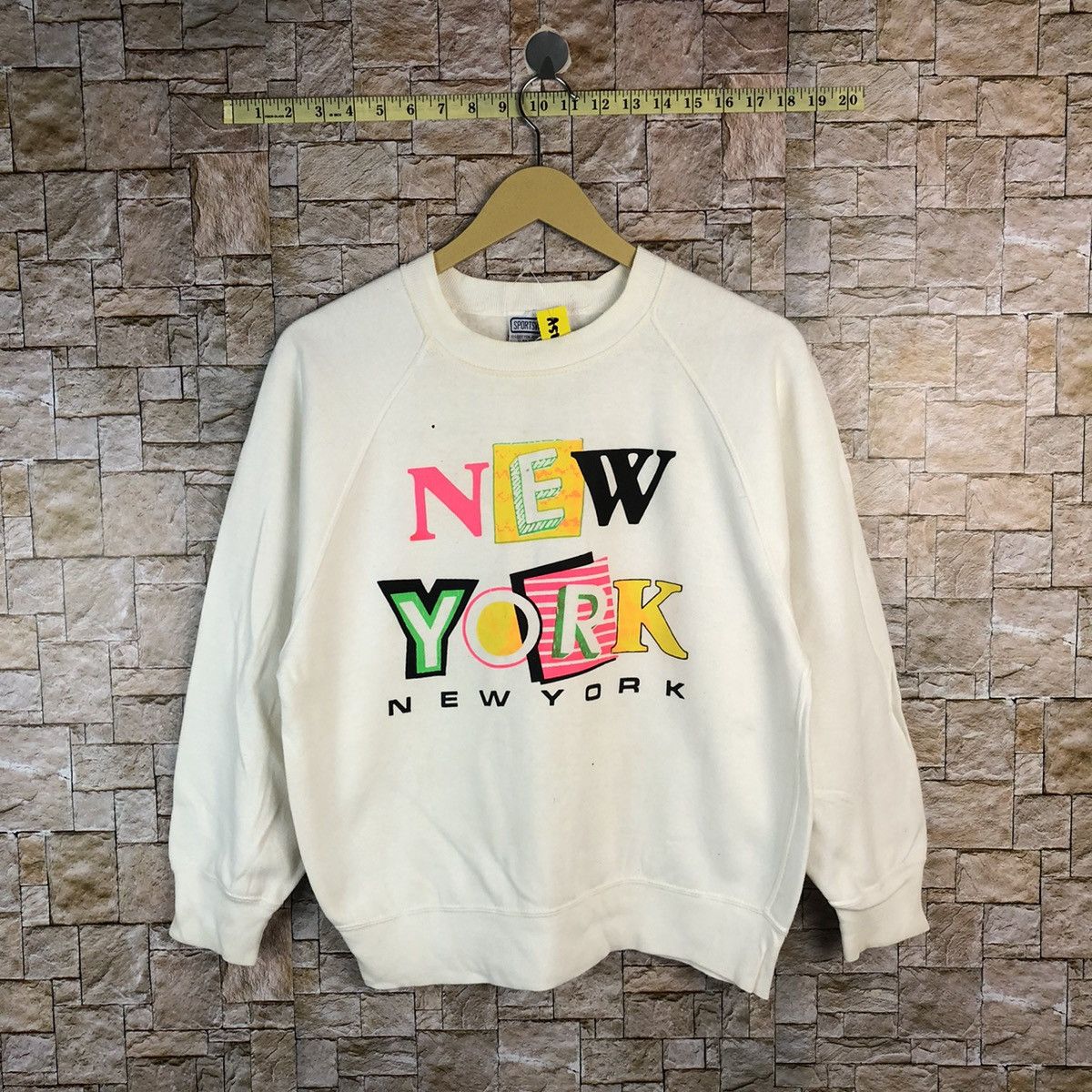 Vintage Sportswear Mitsuo Playboy New York White Sweatshirt #A515 Size US S / EU 44-46 / 1 - 1 Thumbnail