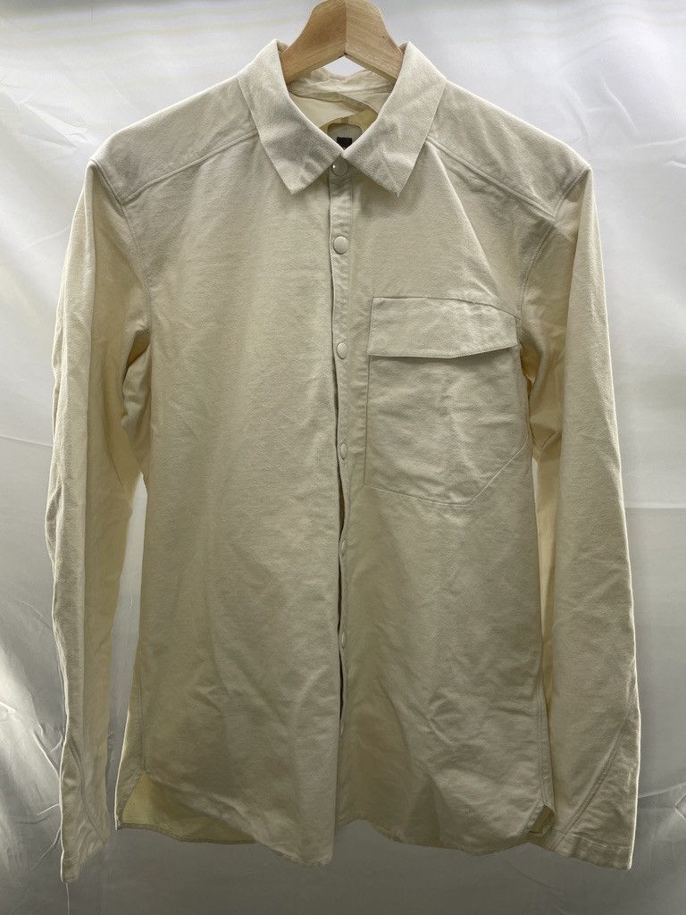 Arc'teryx ARCTERYX VEILANCE SH08 Patrol Birchwood Button Down Shirt Size US M / EU 48-50 / 2 - 1 Thumbnail