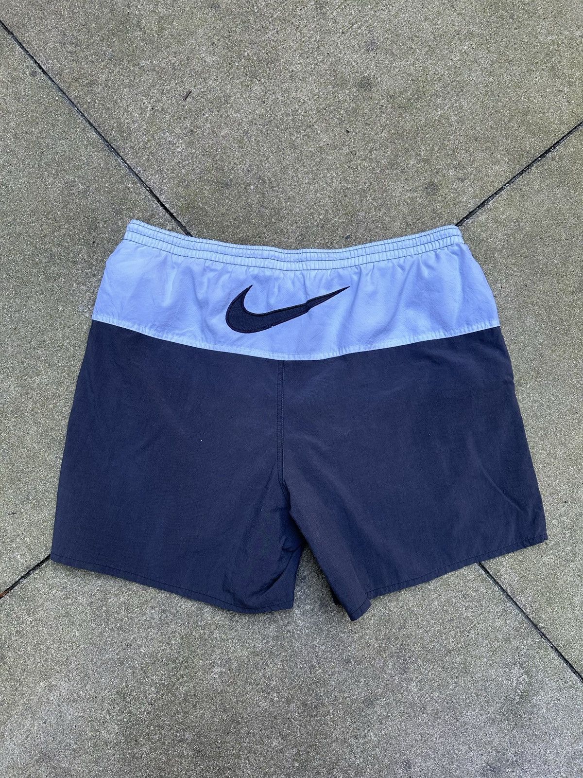 Nike Nike Shorts/Swim Trunks Size US 34 / EU 50 - 2 Thumbnail