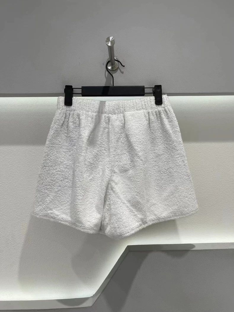 Prada Prada Towel iron triangle shorts 2501-Nextarrow Size US 40 / EU 56 - 2 Thumbnail
