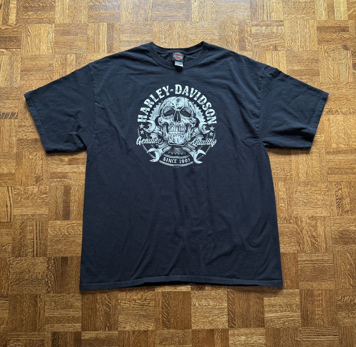Harley Davidson Vintage Y2K Harley Davidson Skull Graphic Tee Size 3XL Size US XXL / EU 58 / 5 - 1 Thumbnail