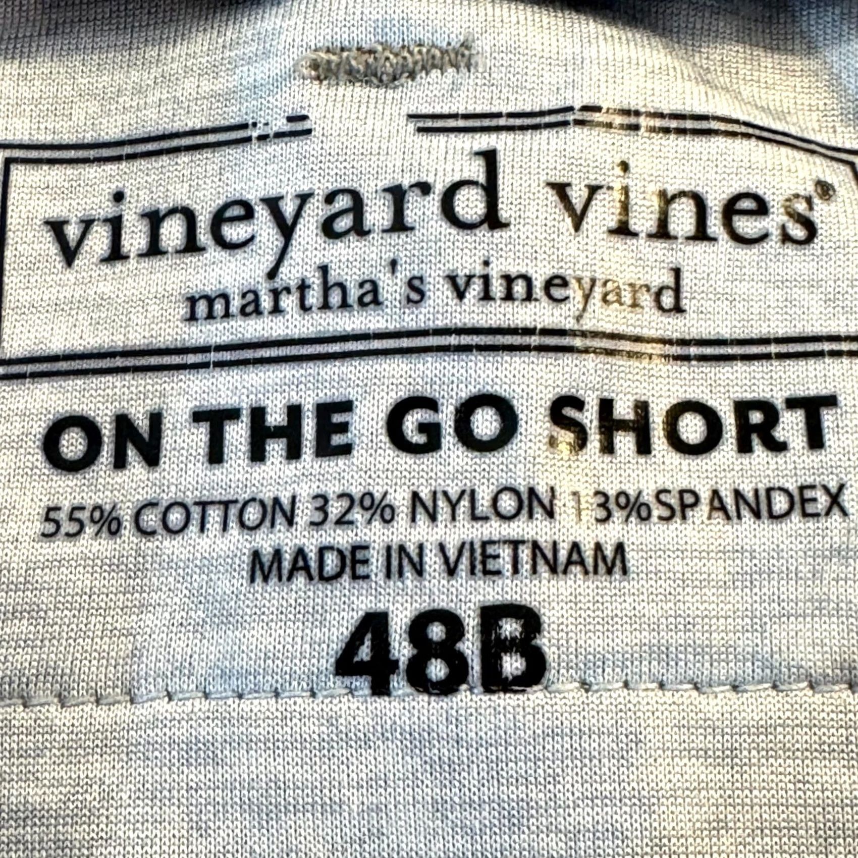 Vineyard Vines Vineyard Vines Men On The Go Shorts 48 Beige Stretch High-Rise Performance Chino Pocket Logo Casual Travel Mens Size US 32 / EU 48 - 5 Thumbnail