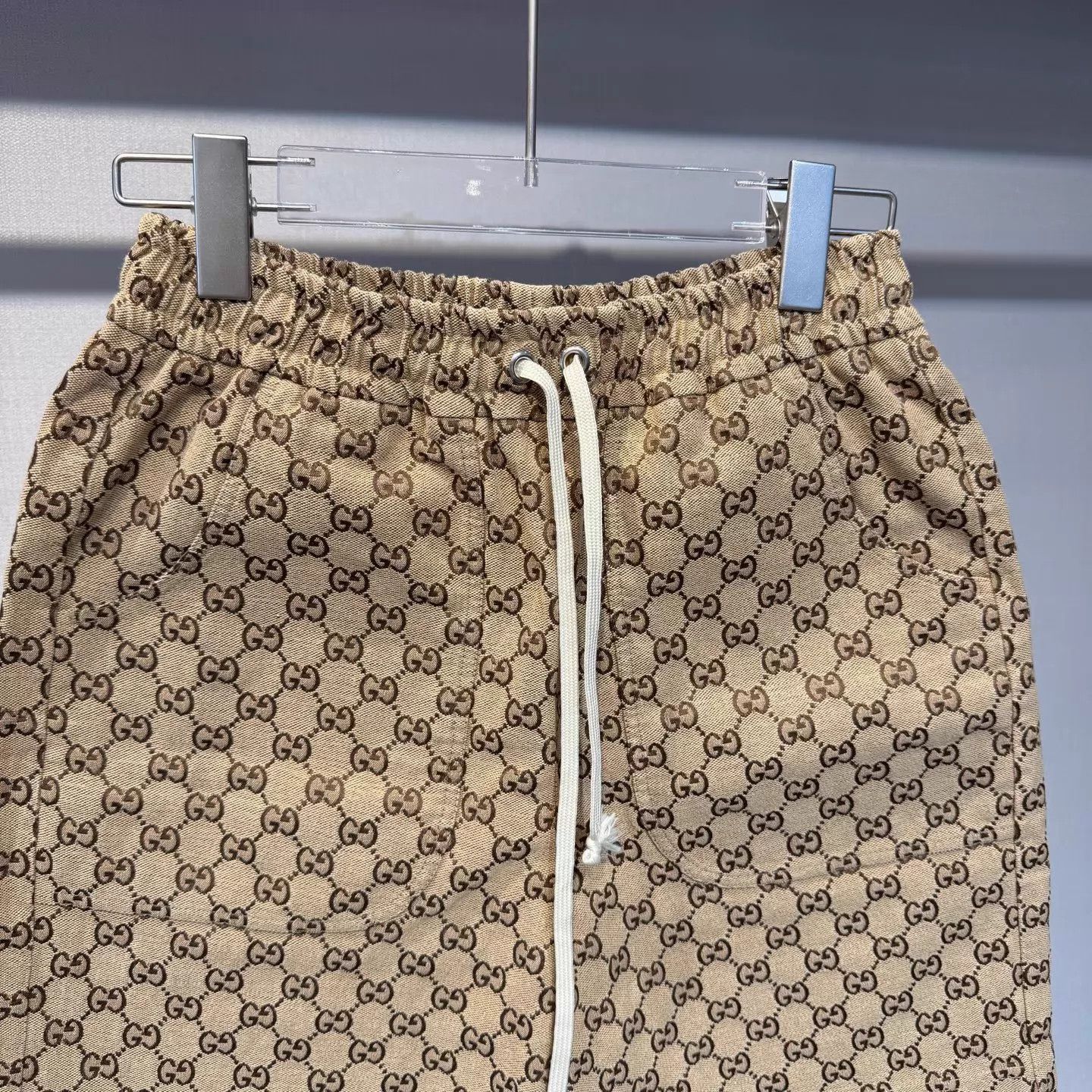 Gucci Gucci x TNF GG Supreme all over print shorts XS 99new Size US 28 / EU 44 - 3 Thumbnail