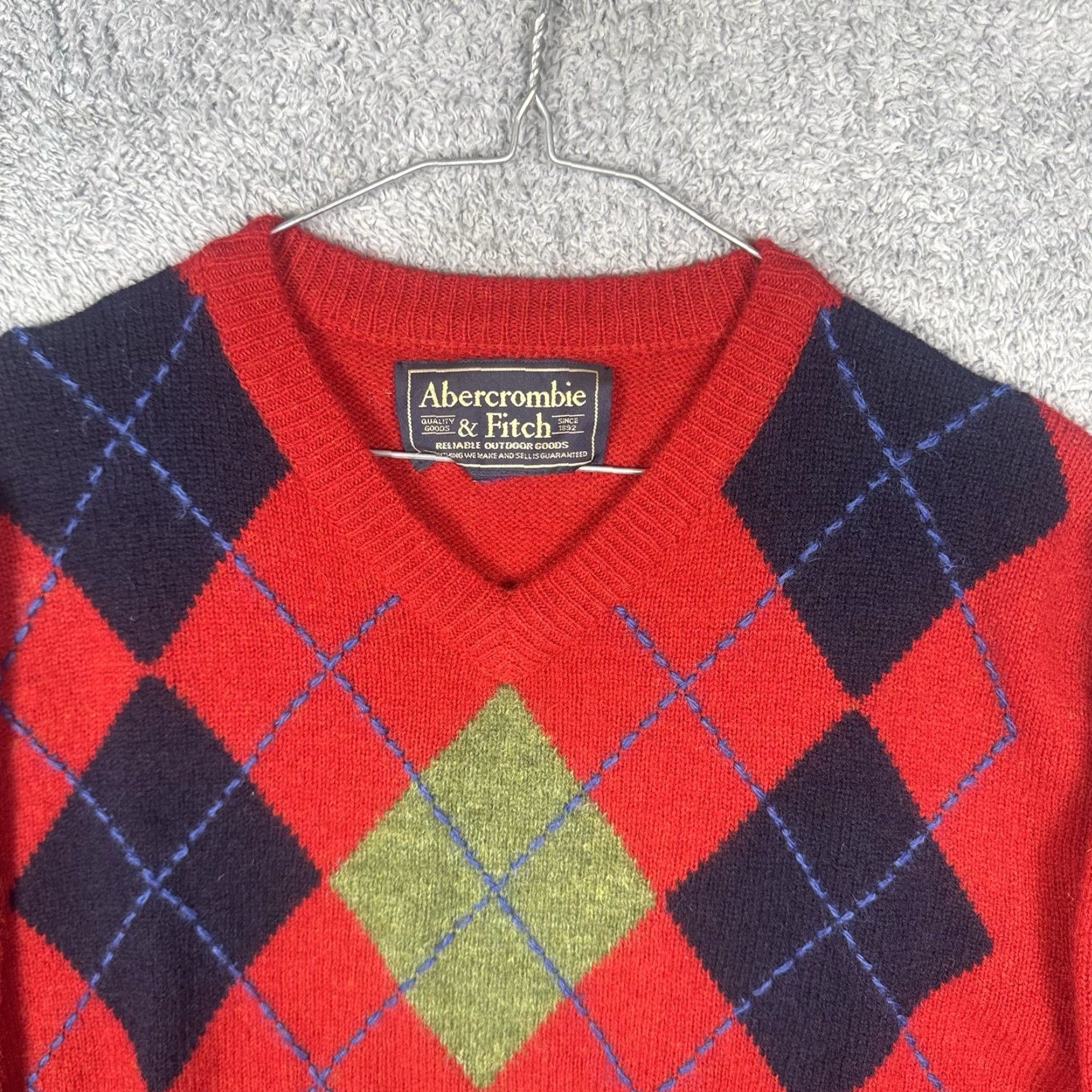 Abercrombie & Fitch VINTAGE Abercrombie & Fitch Sweater Men Large 100% Shetland Wool Argyle 90s Y2K Pullover Knit Red Wool Long Sleeve V-Neck Casual, Party, Wedding Mens Size US L / EU 52-54 / 3 - 4 Thumbnail