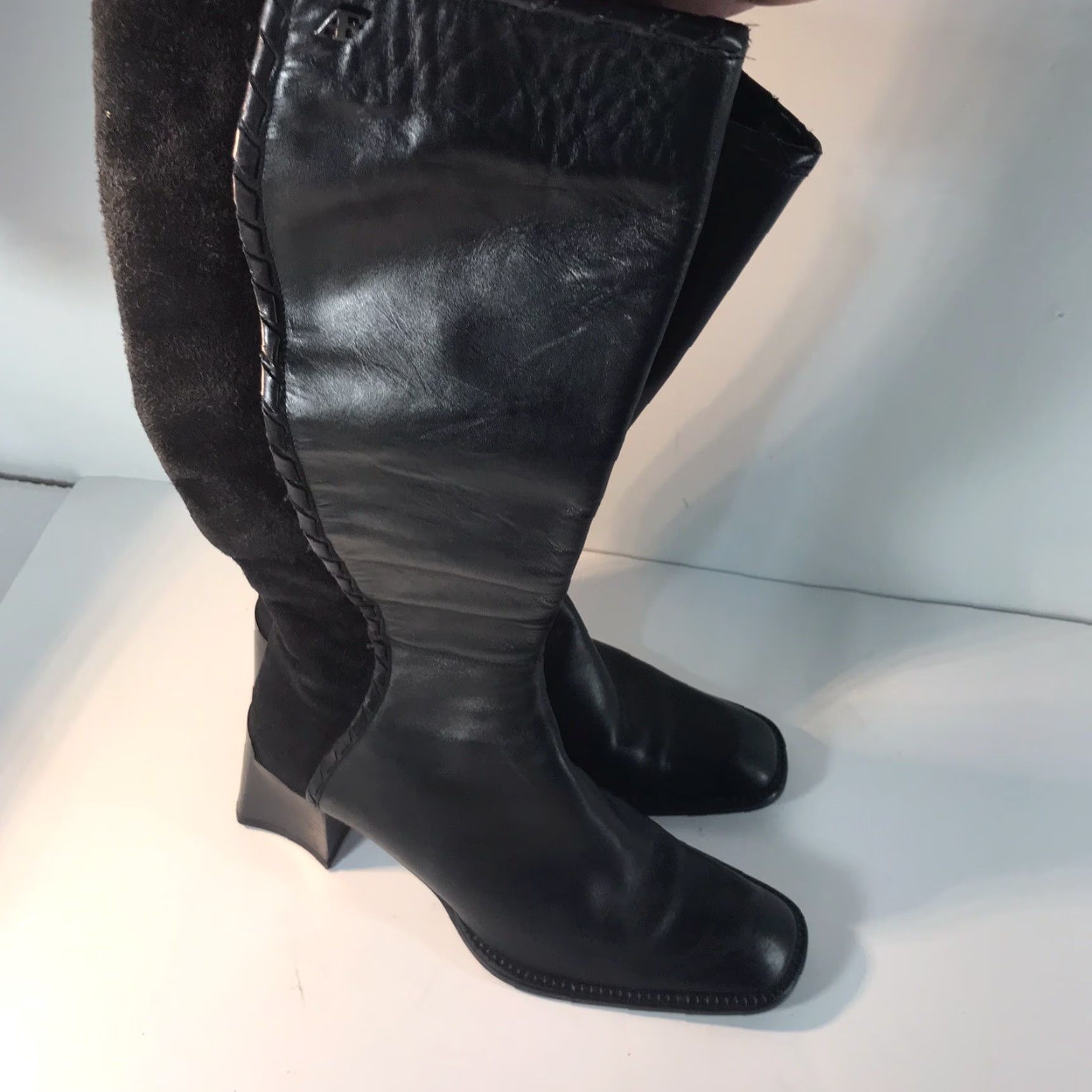 Vintage Angela Falconi Women's Black Leather/Suede Knee High Riding Boots Size 7.5 Italy Block Heel Fall Winter Equestrian Style Size US 7.5 / IT 37.5 - 4 Thumbnail