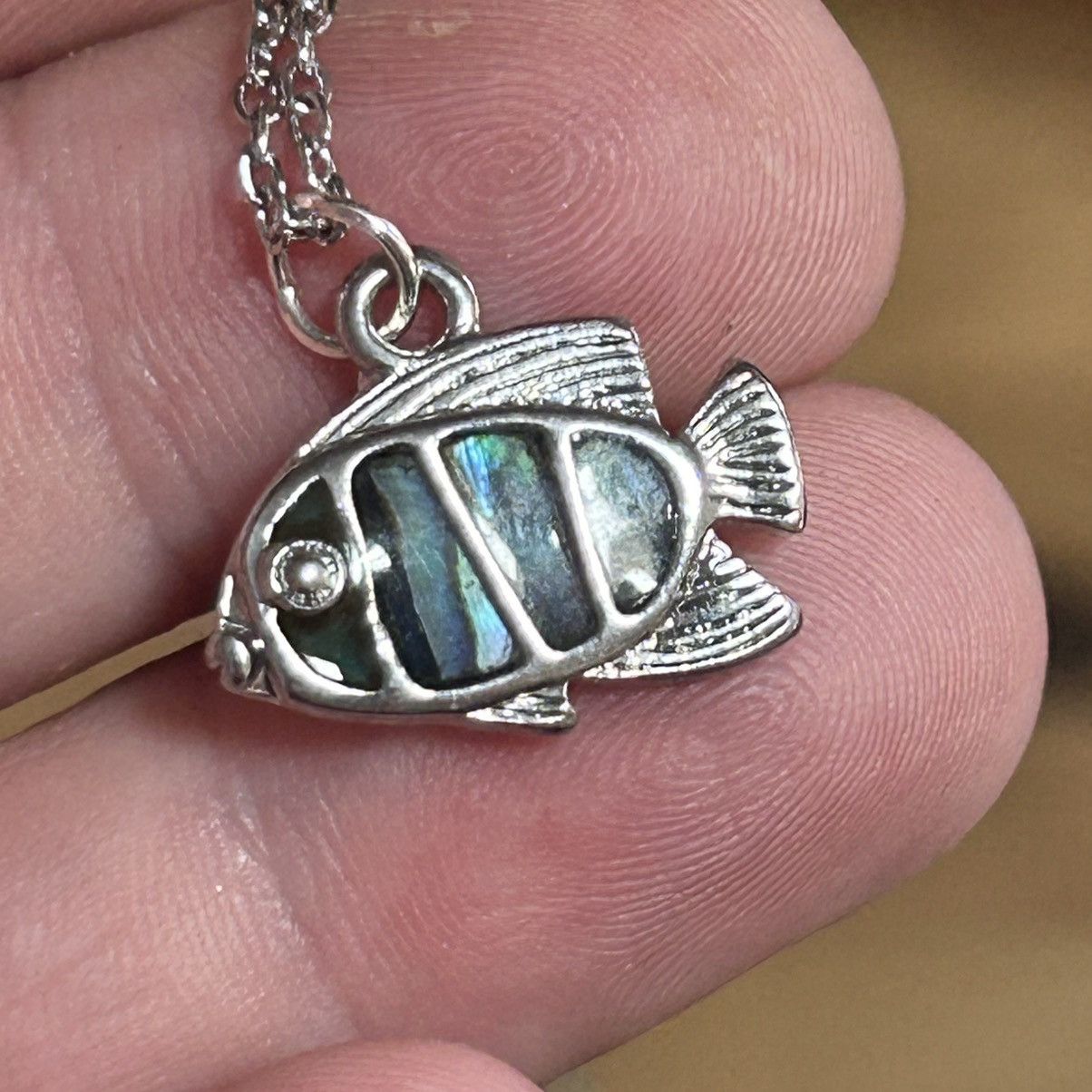 Handmade Handcrafted salvaged vintage abalone fish pendant necklace Size ONE SIZE - 2 Thumbnail